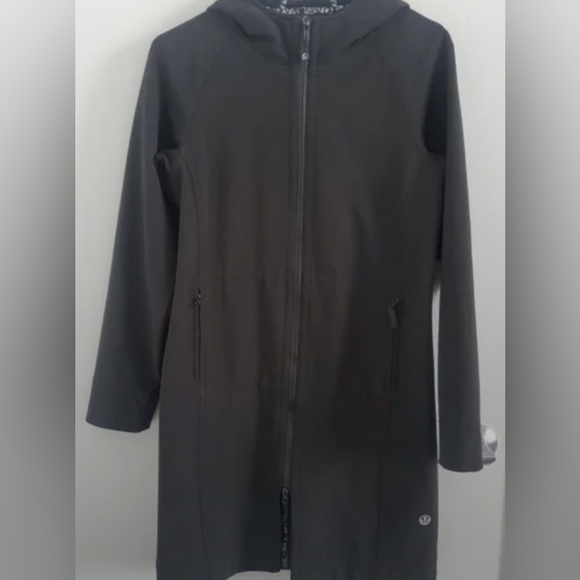 Lululemon Apres Yoga Rain Coat Black EUC - Picture 2 of 6